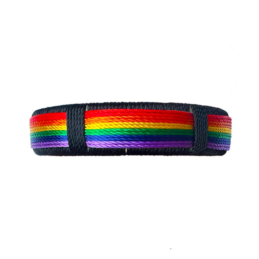 Pride.Direct Regenbogen-Armband, Schwarz mit Regenbogenstreifen, Metallenden, LGBTQ+ Pride-Accessoire